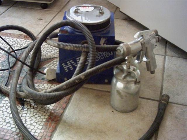 Rescued attachment spray gun.JPG